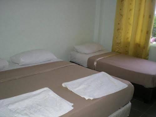 Cozzi Hotel Port Dickson Bagian luar foto